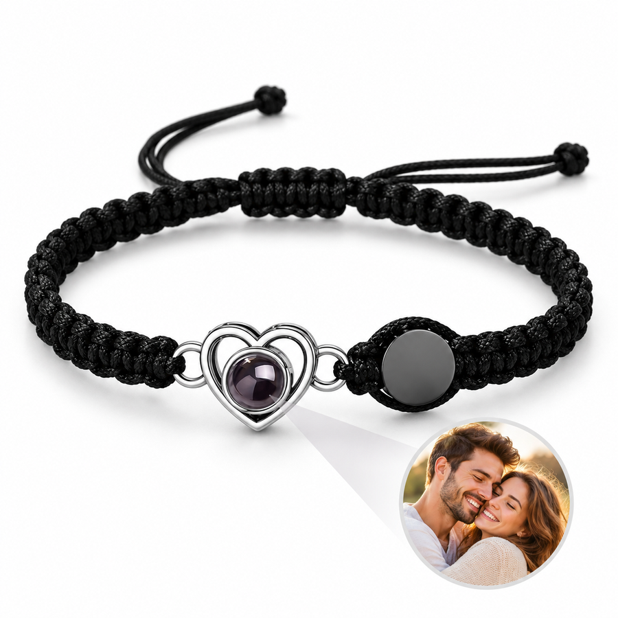 085 heart initial bracelet main-white